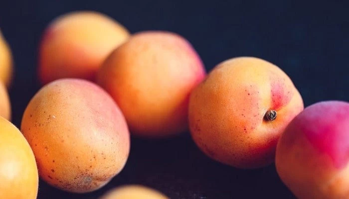 6 καλοκαιρινές τροφές που μειώνουν τις φλεγμονές